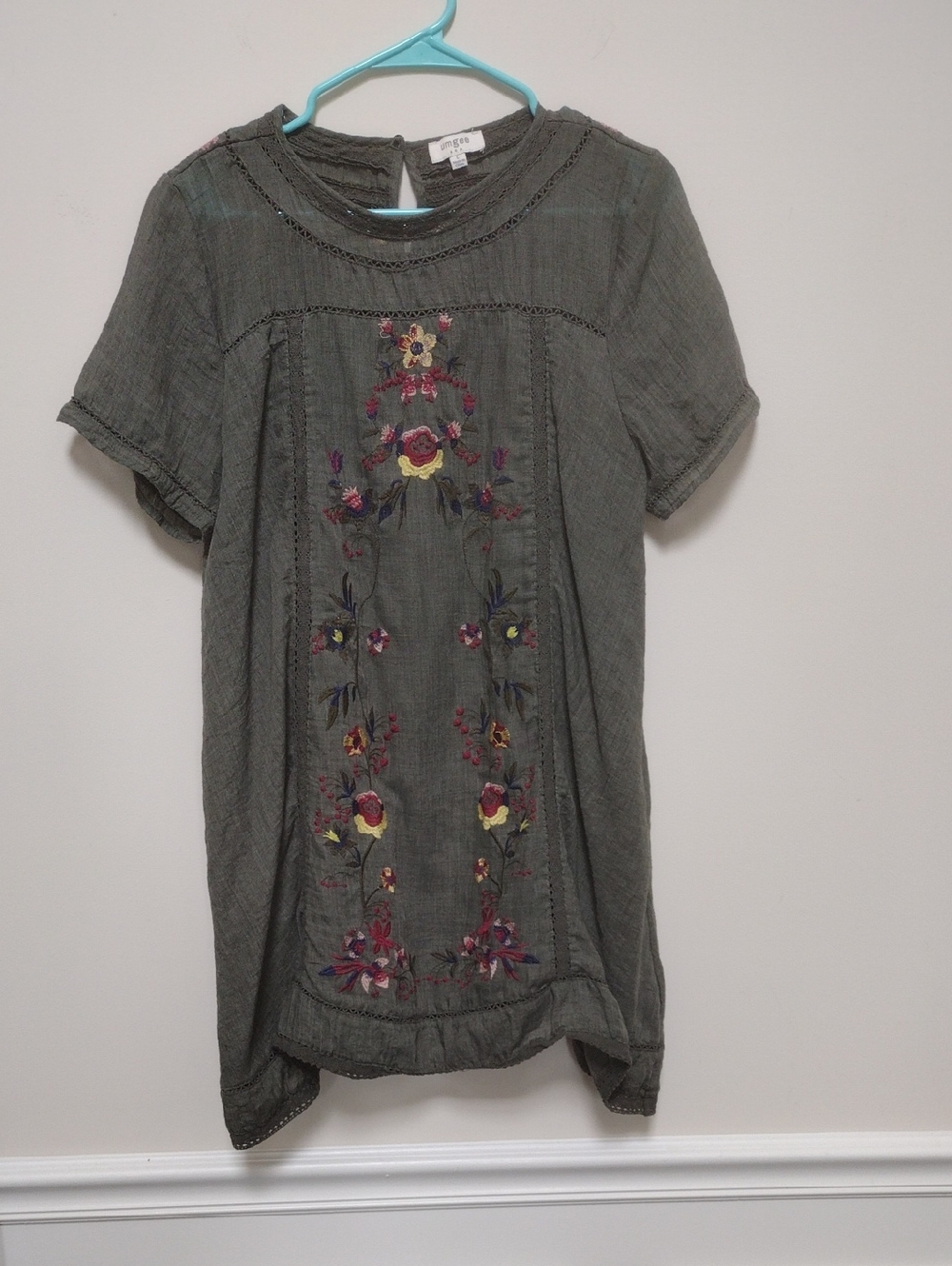 Umgee Olive Embroidered Short Sleeve Tunic Top